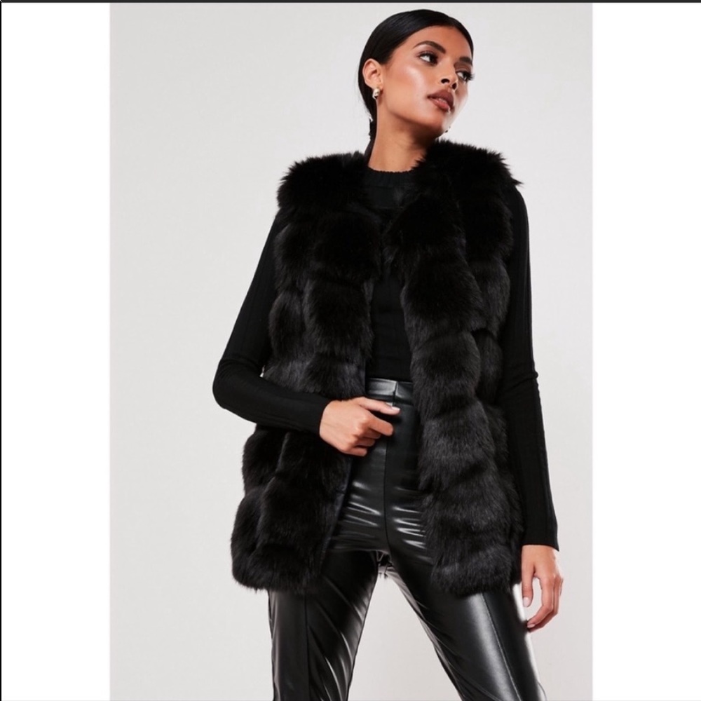 Miss guided Black Faux Fur Bubble Vest